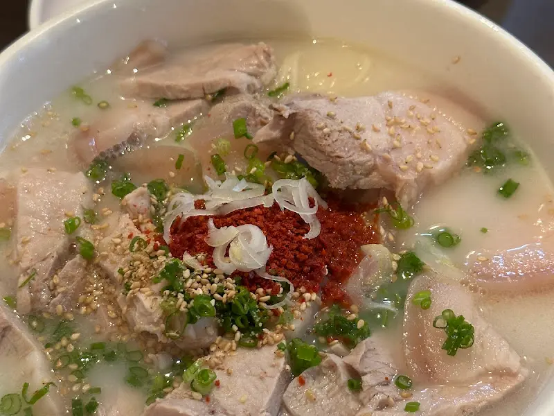 푸짐한 고기국수