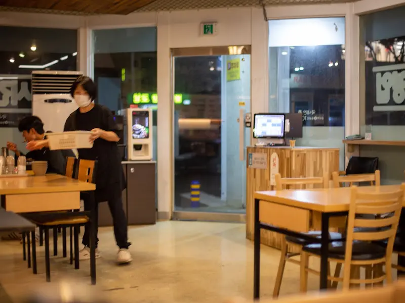 식당 내부의 모습