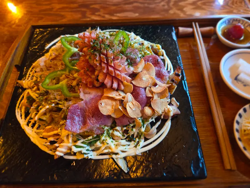 BBQ 야끼소바의 풍성한 비주얼