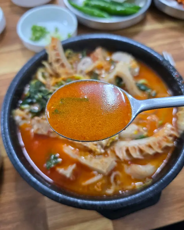 시원한 국물 한 숟갈