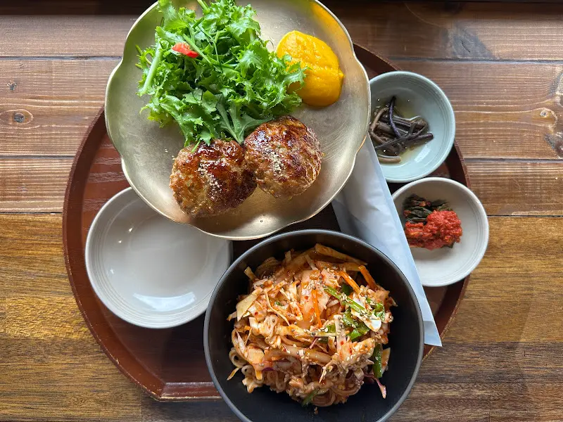 호랑이소반 한상차림