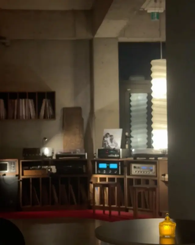 내도음악상가 내부