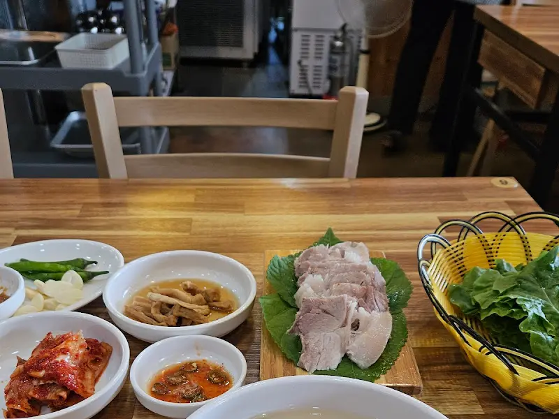 돔베고기 한 상 차림