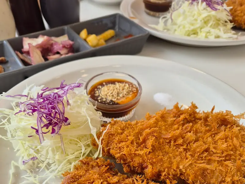 환상적인 돈까스 정식