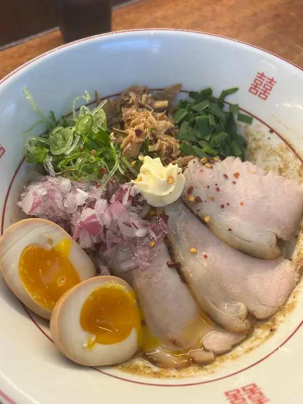 아름다운 비주얼의 아부라소바