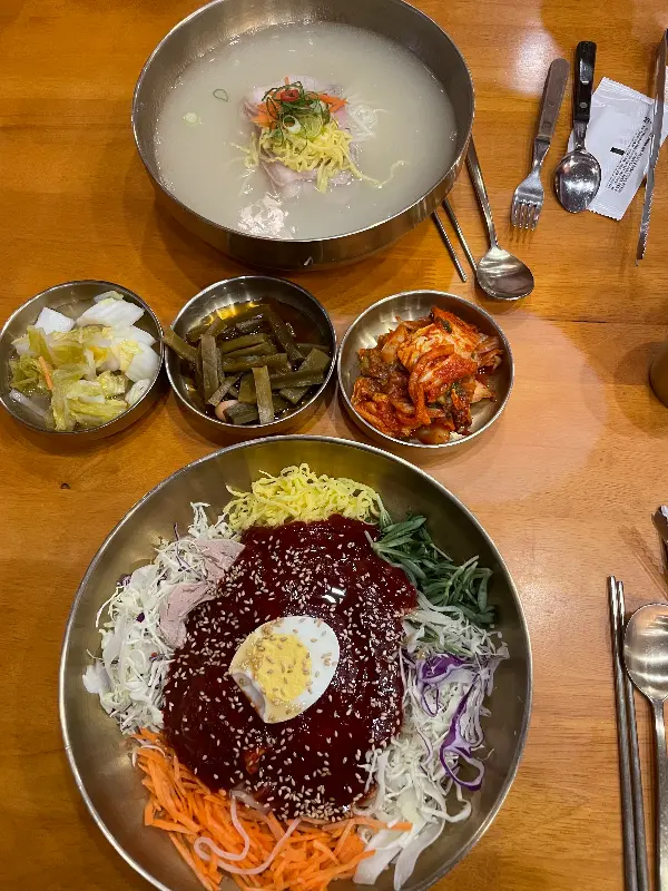 고기국수, 비빔국수, 반찬