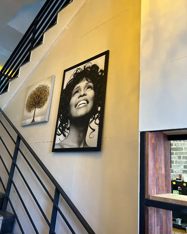 제로정류장 내부 인테리어