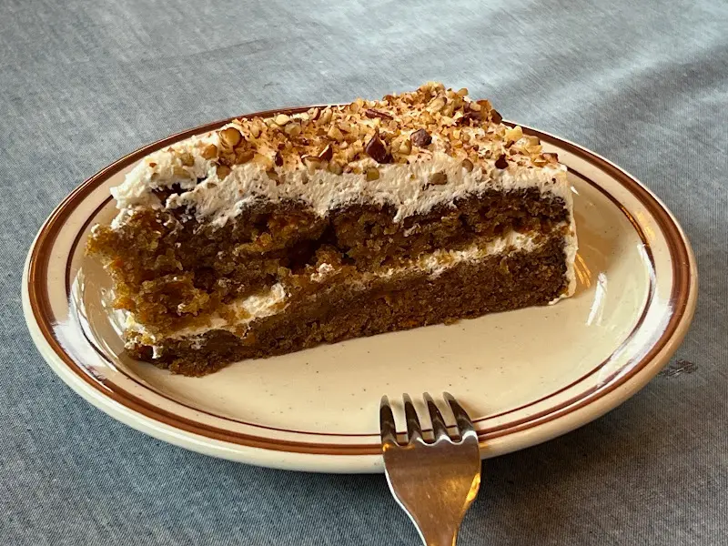 더 캔버스의 당근 케이크