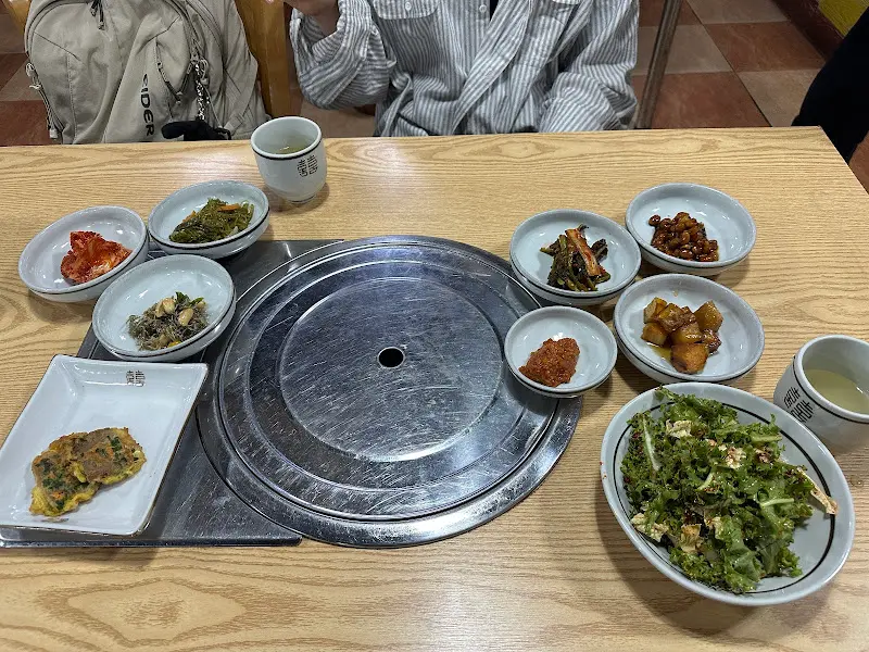 정갈하게 차려진 한 상 차림