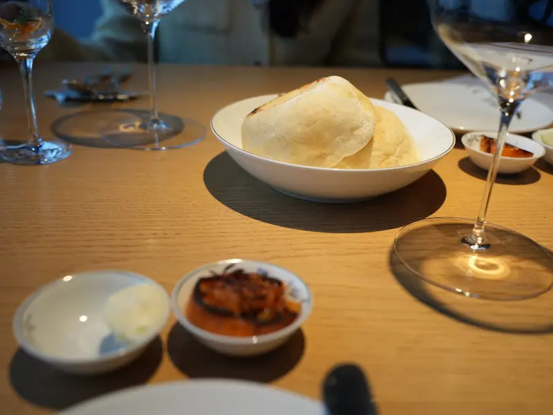 플라잉 호그 식전빵