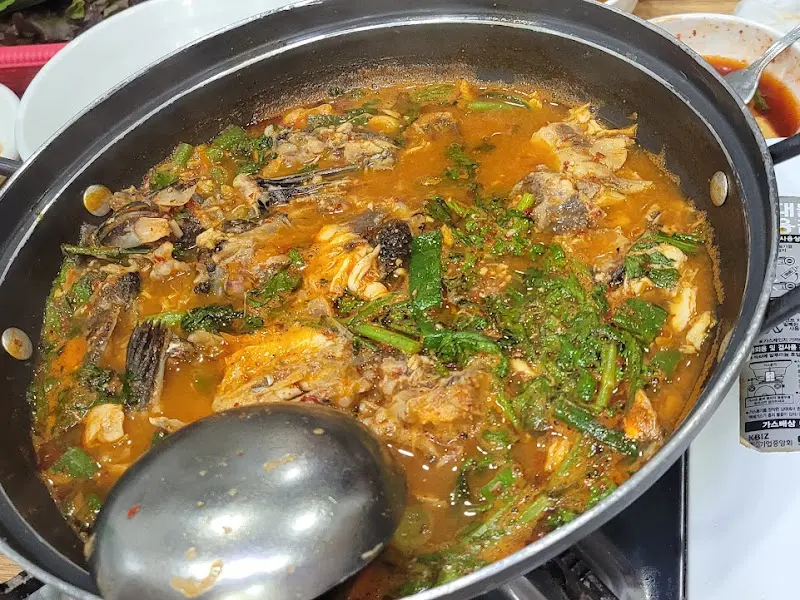 마무리는 역시 시원한 지리탕!