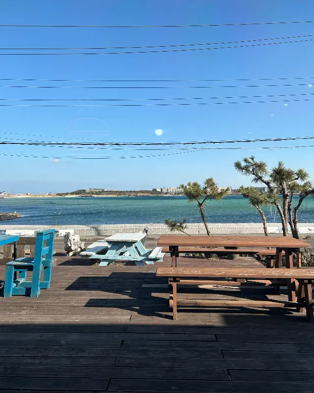 몰마농에서 바라본 바다