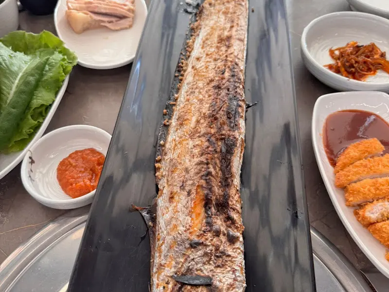 웅장한 자태를 뽐내는 갈치구이