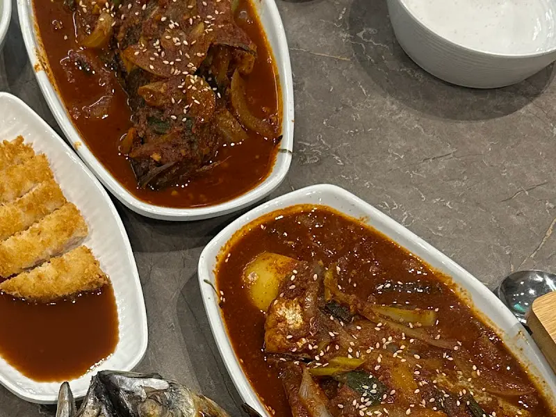 갈치조림과 돈가스