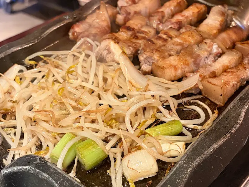 구워지는 오겹살