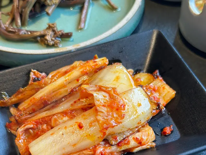 다채로운 밑반찬 클로즈업