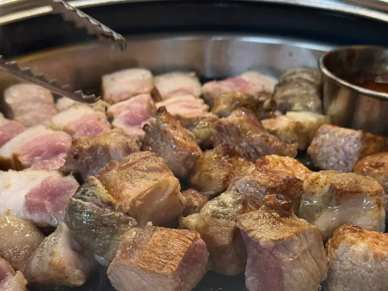 고기 굽는 모습