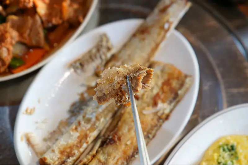 맛있게 구워진 생선구이