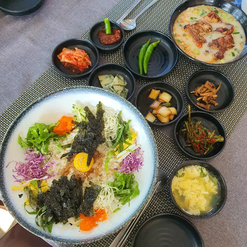 다채로운 샐러드