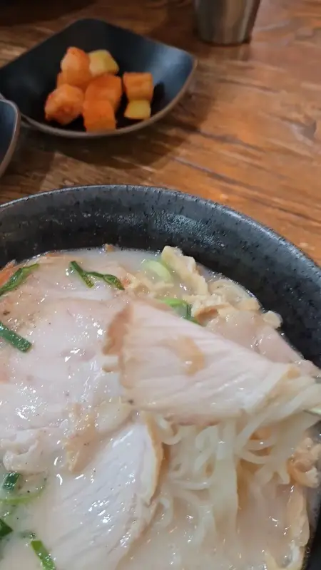 국시트멍에서 즐거운 식사