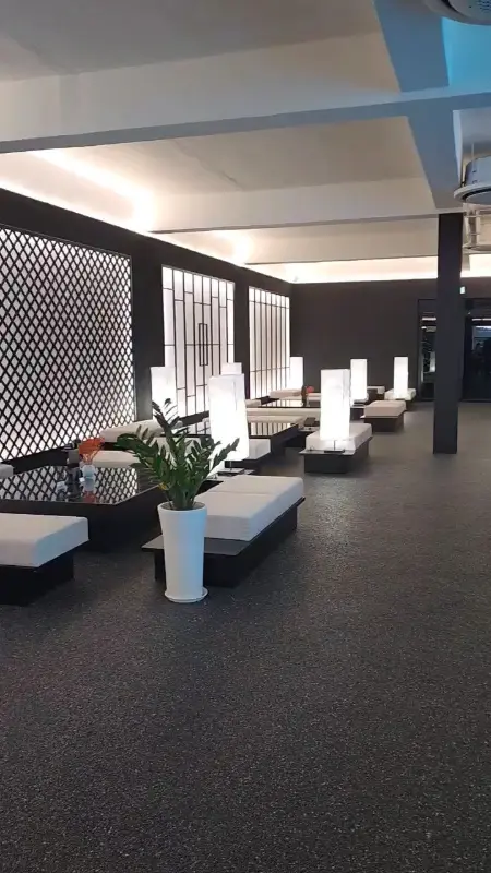 넓고 쾌적한 내부 공간