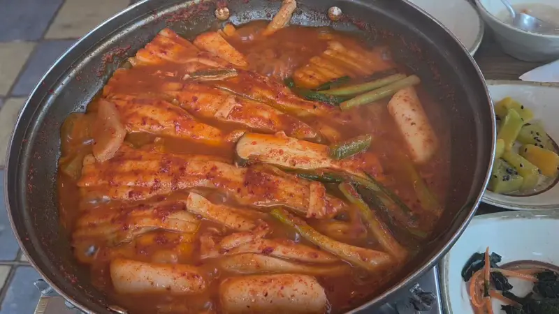 보글보글 끓는 갈치조림 영상 썸네일