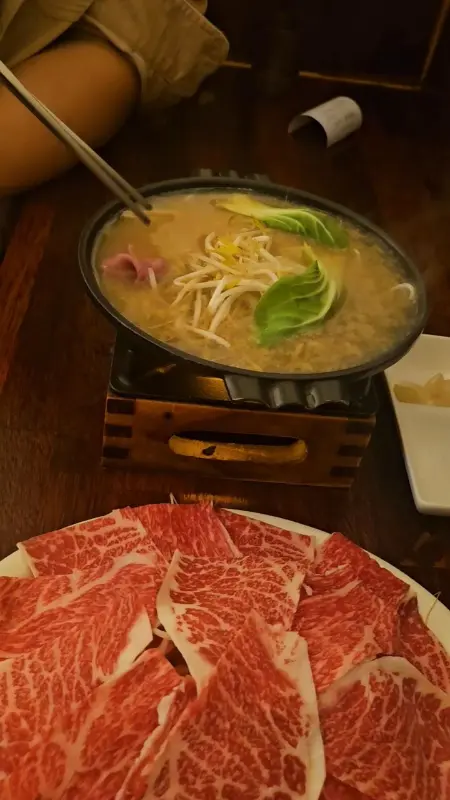 보글보글 끓는 말고기 샤브샤브