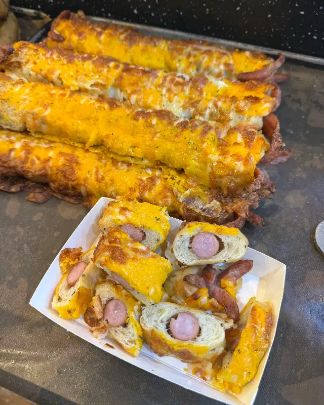 문어발 소시지빵