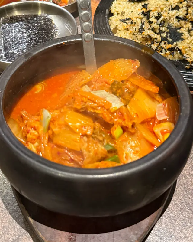 흑돼지 김치찌개
