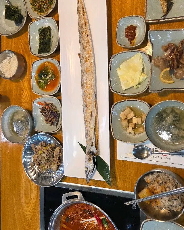 푸짐한 한 상 차림 항공샷