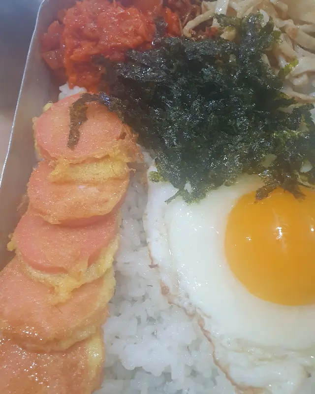 추억을 자극하는 옛날 도시락