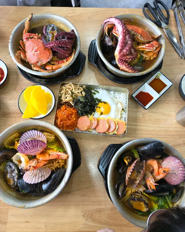 해물라면과 밑반찬