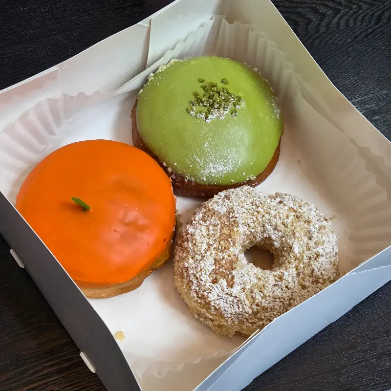 피스타치오 도넛