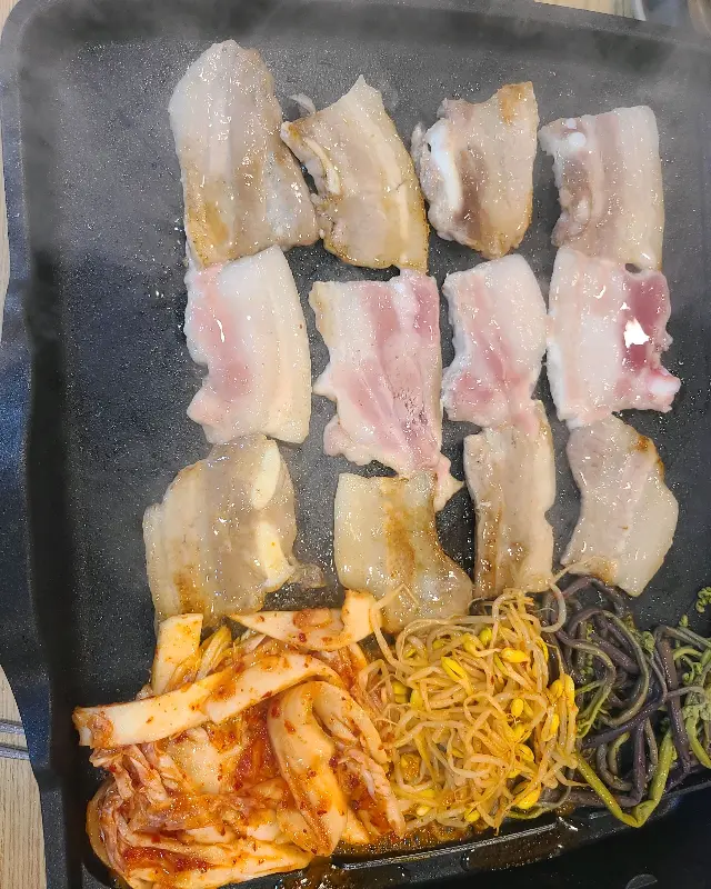 흑돼지 두루치기의 모습