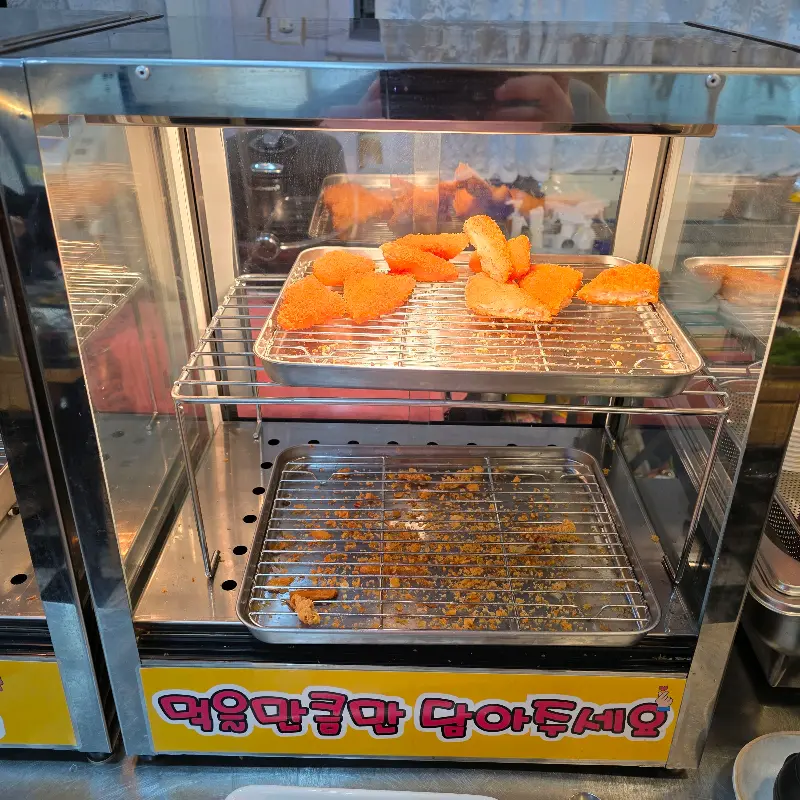 셀프바 튀김 코너