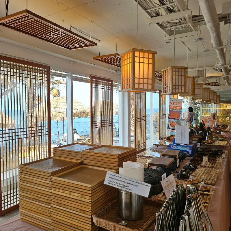 해지개 빵 진열대