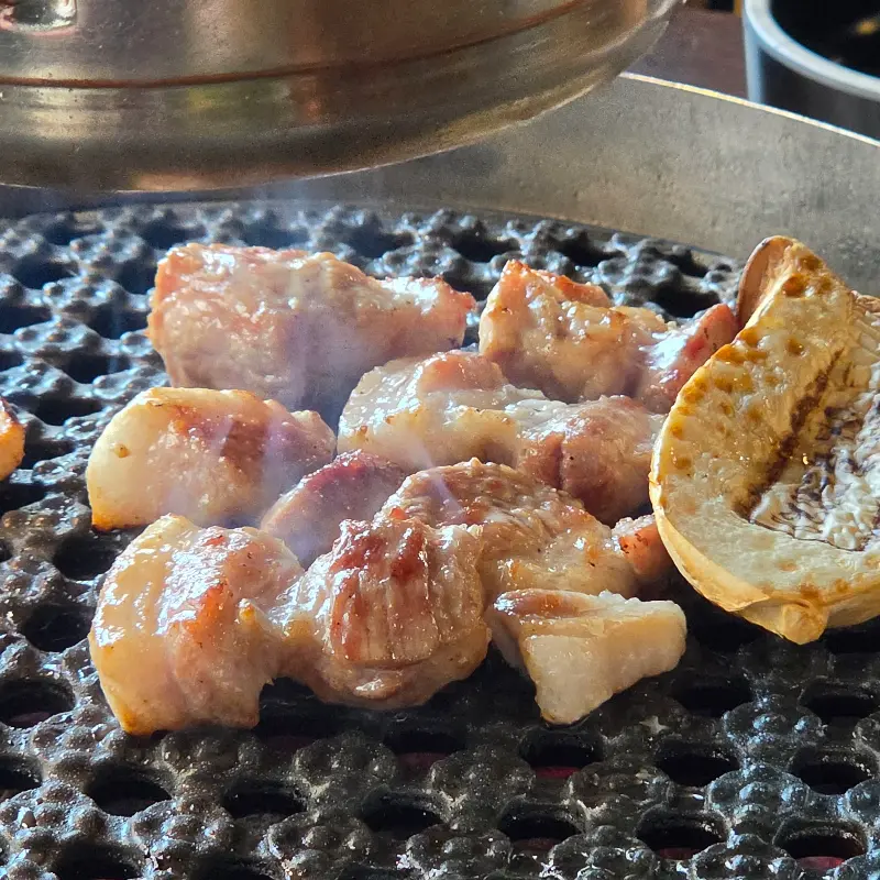 흑돼지 근고기 디테일 샷