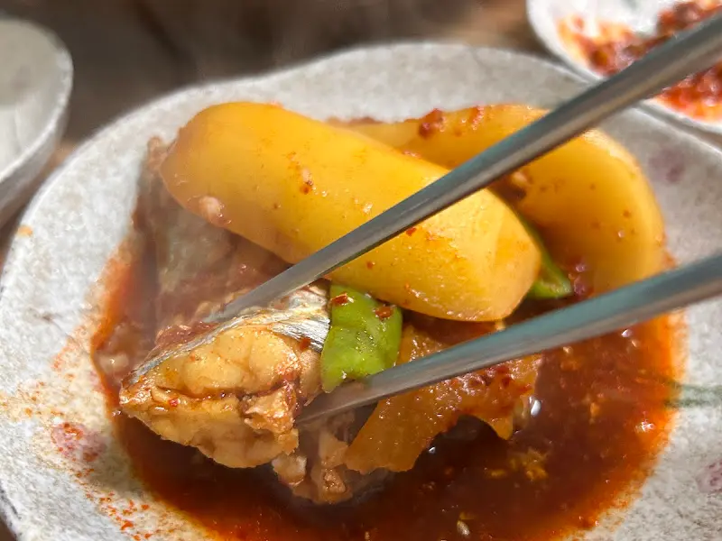 젓가락을 멈출 수 없는 갈치조림의 마력