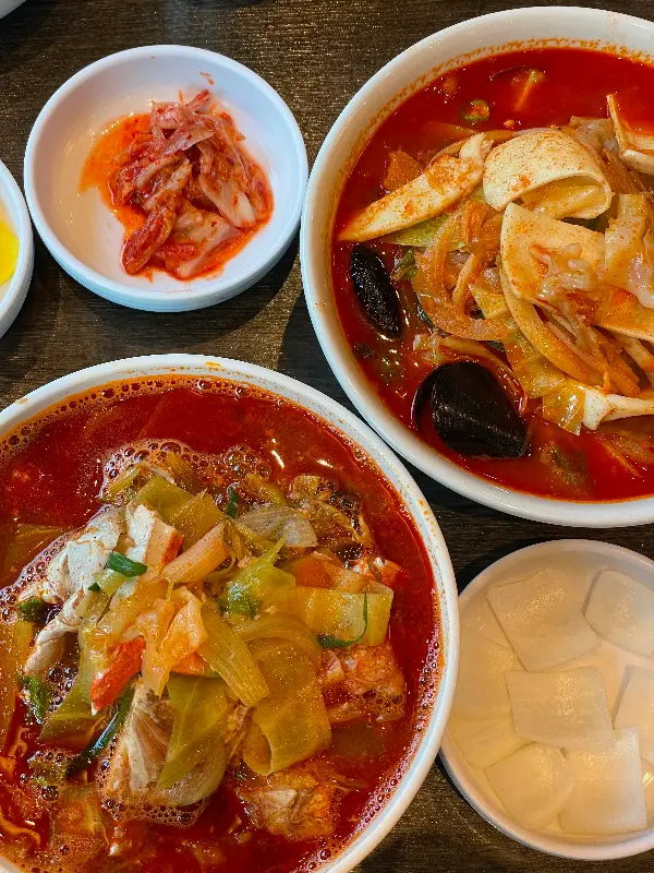 꽃게짬뽕과 짜장면