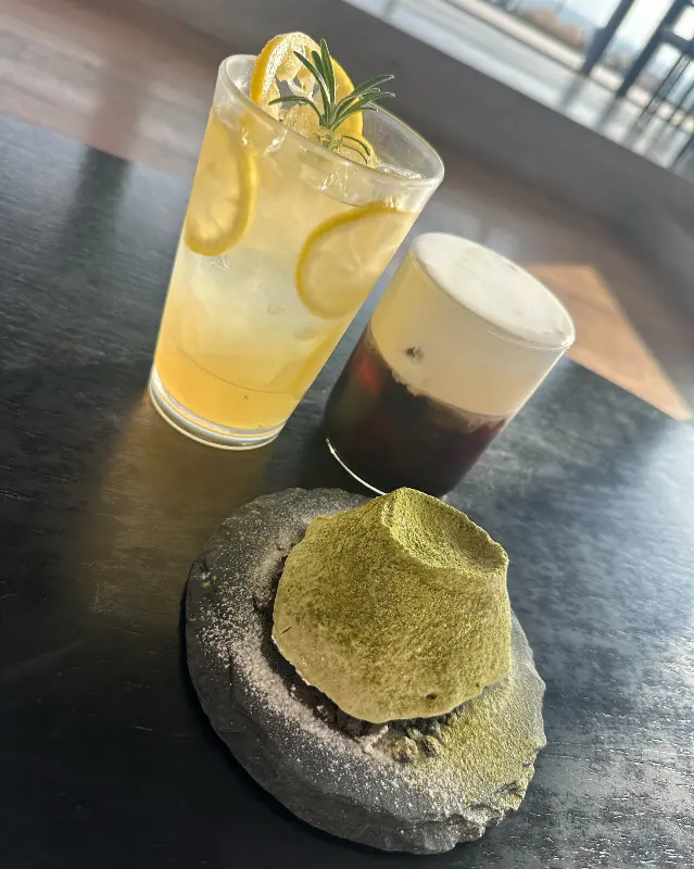 마당라떼와 한라산 케이크