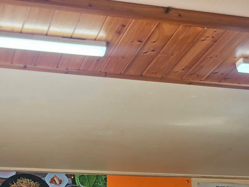 깔끔한 천장과 조명