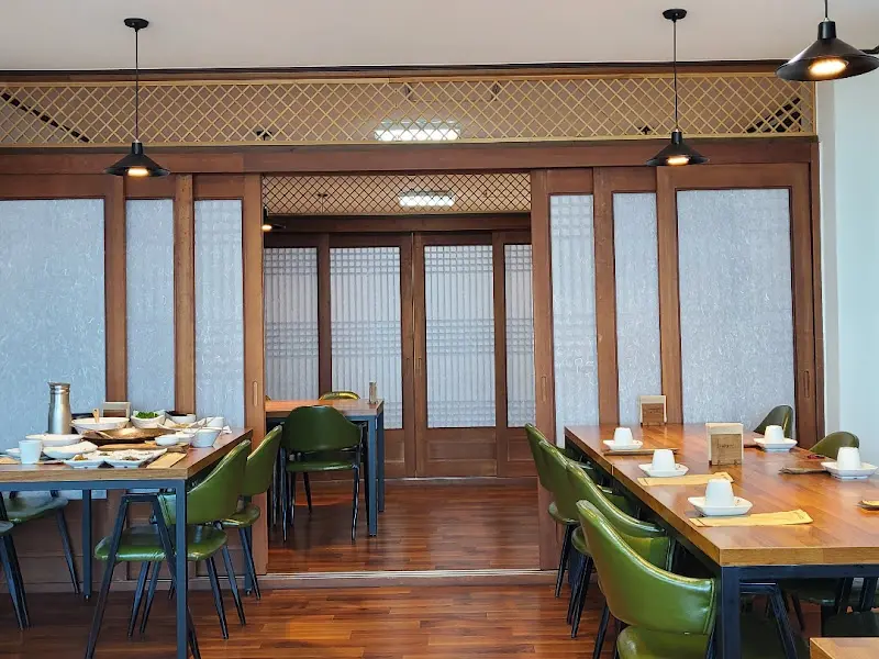 넓고 쾌적한 실내