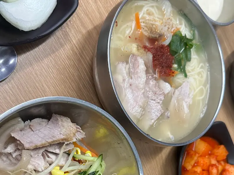 고기국수 근접 사진