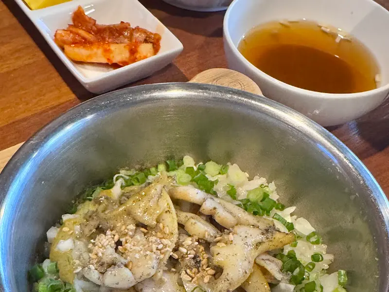 전복솥밥 클로즈업 사진