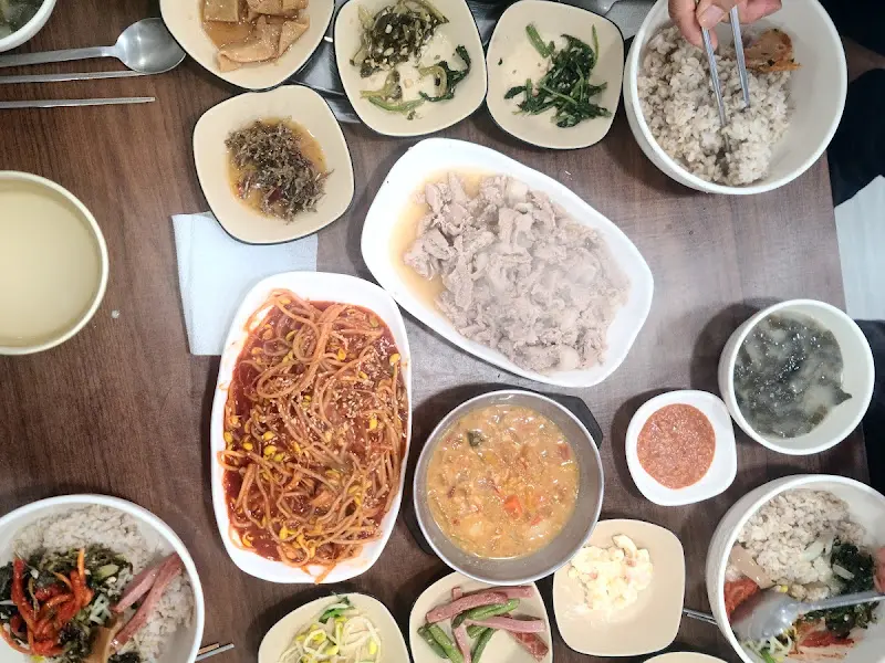 청보리 정식 한 상 차림