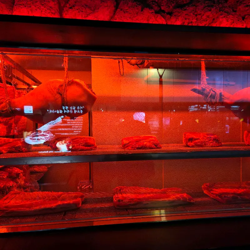 숙성 중인 흑돼지