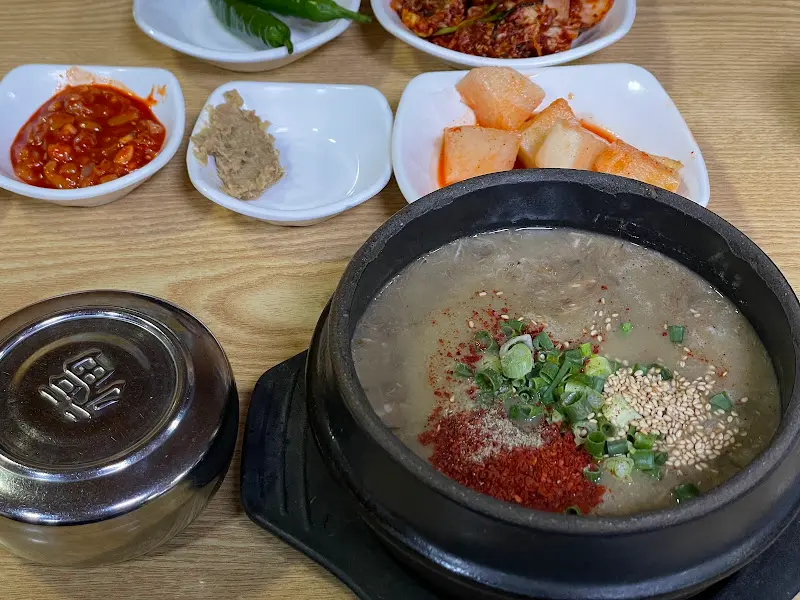 우진해장국 반찬