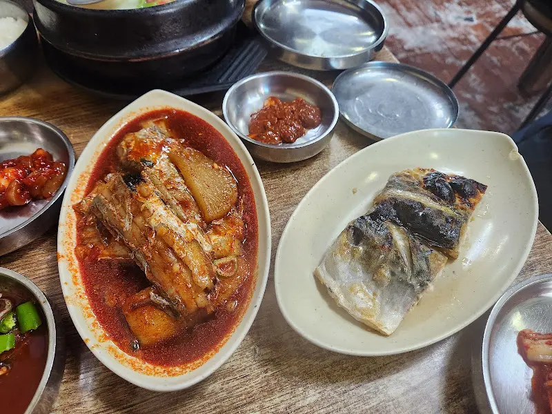 갈치조림과 고등어구이