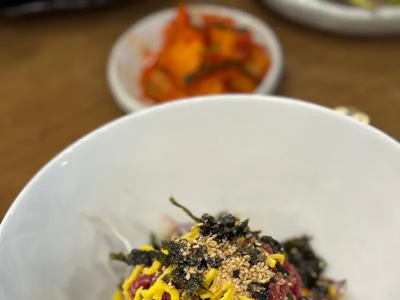 자신이쏘 애월 육회비빔밥