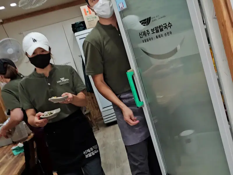 친절한 직원분들의 모습